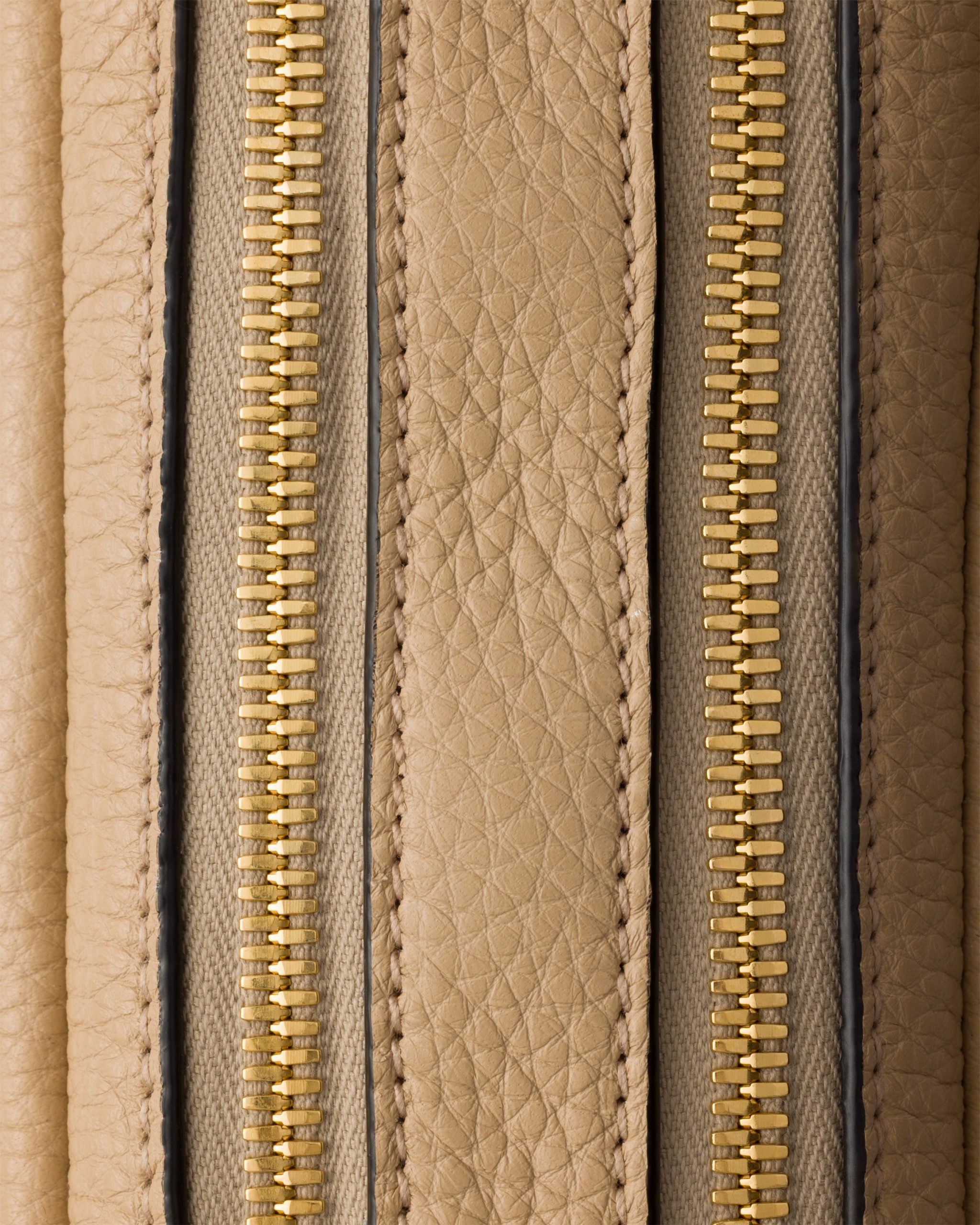 Prada Small leather shoulder bag - Image 2